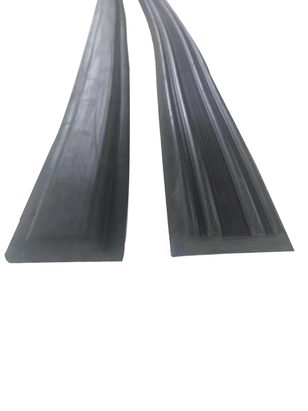 防撞条.png